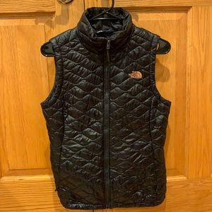 The North face vest with Gold